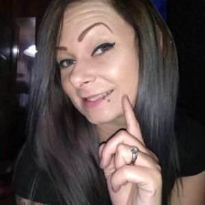 Meet your Posher, Alicia